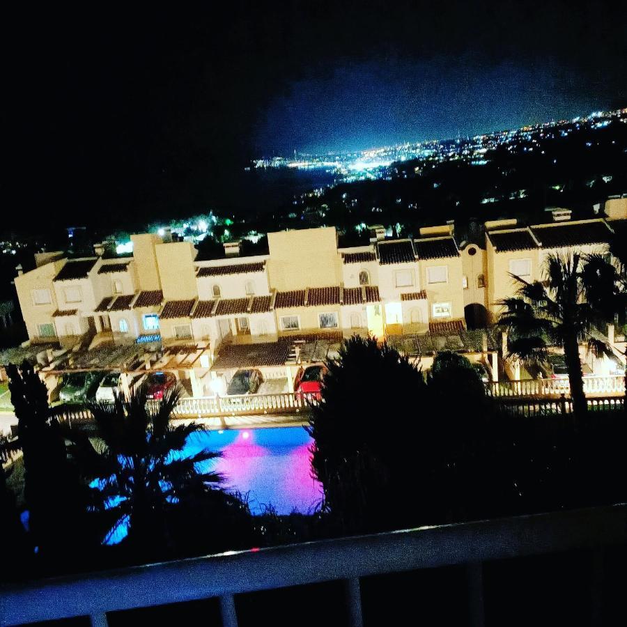 شقة Wonderful Seaviews Only Adults ألتيا المظهر الخارجي الصورة