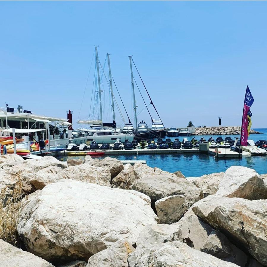 شقة Wonderful Seaviews Only Adults ألتيا المظهر الخارجي الصورة